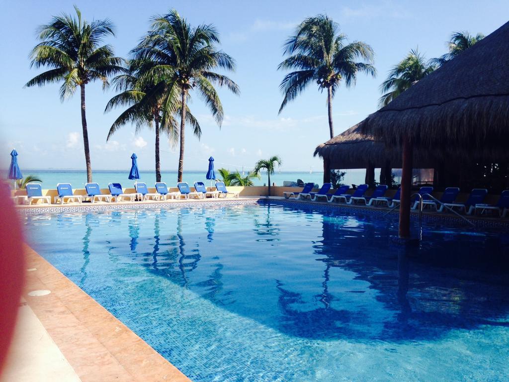 Nautibeach Beach Front Condos In North Beach Isla Mujeres Exteriör bild