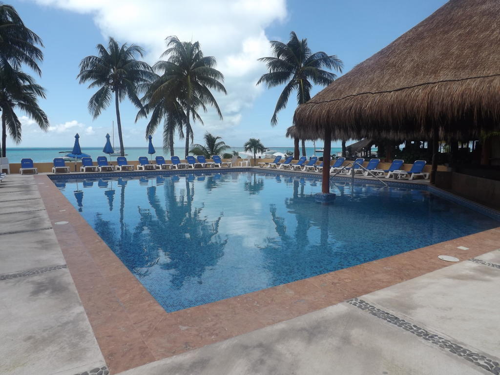 Nautibeach Beach Front Condos In North Beach Isla Mujeres Exteriör bild