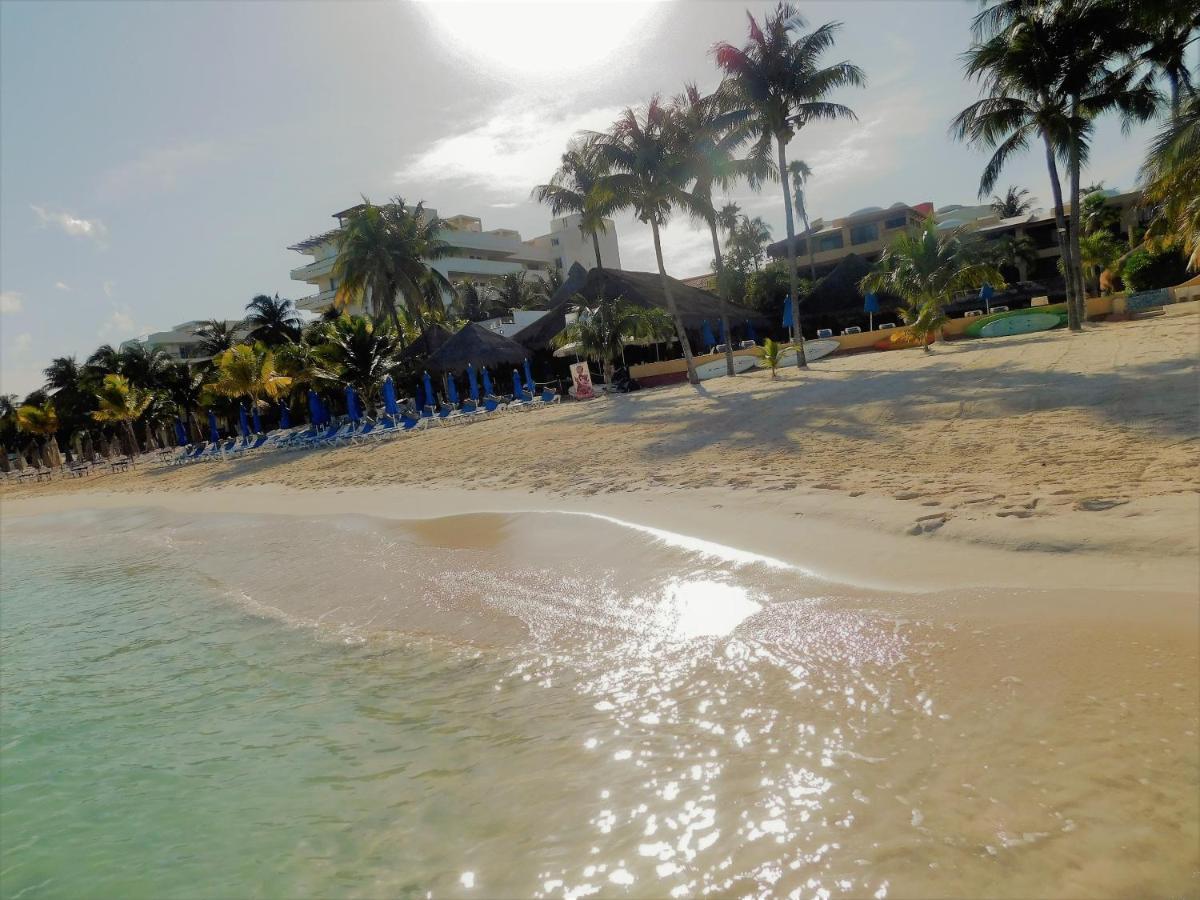 Nautibeach Beach Front Condos In North Beach Isla Mujeres Exteriör bild